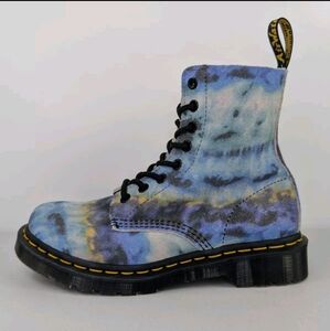 New Dr Martens Pascal Tie Dye Suede Boots Women's Size 6 Colorful Leather 27242
